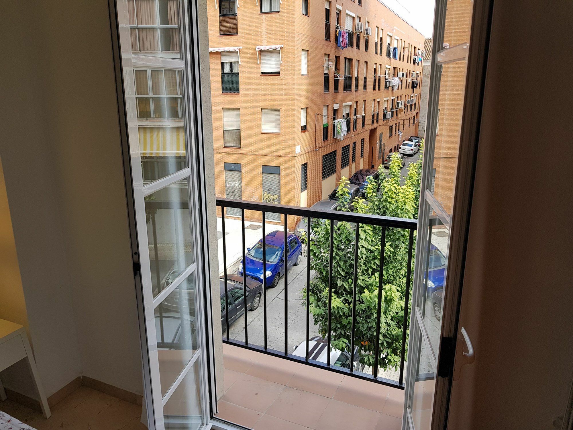 Apartment Fan Flat Mariscal