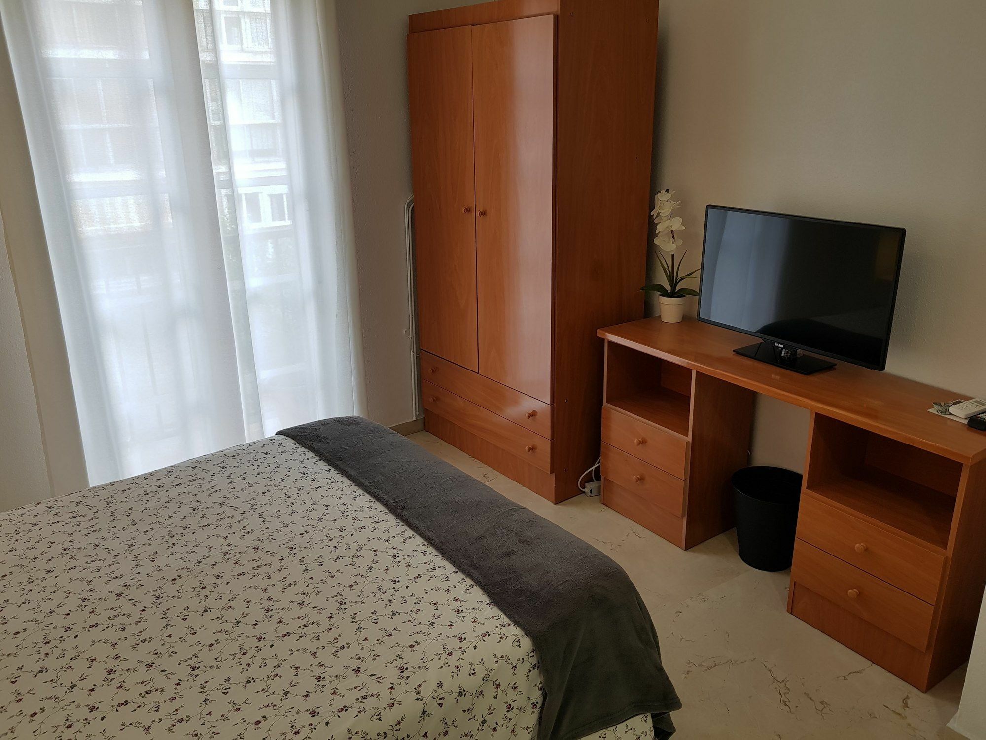 Apartment Fan Flat Mariscal *