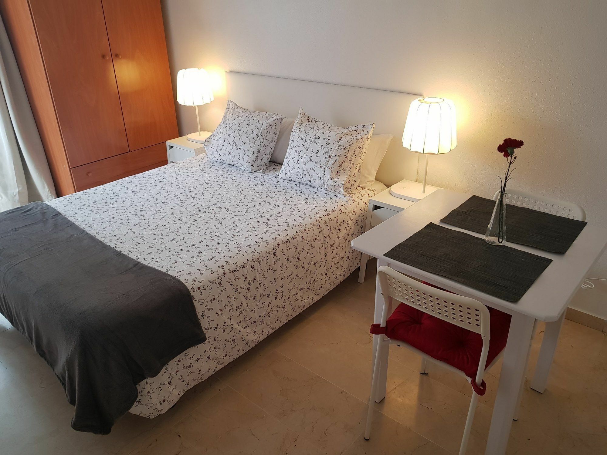 Apartment Fan Flat Mariscal *