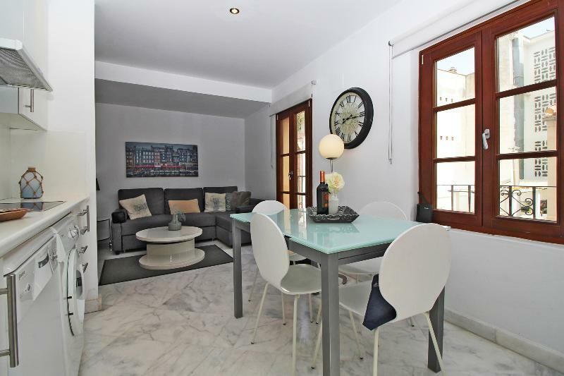 Tribuna Deluxe * Malaga