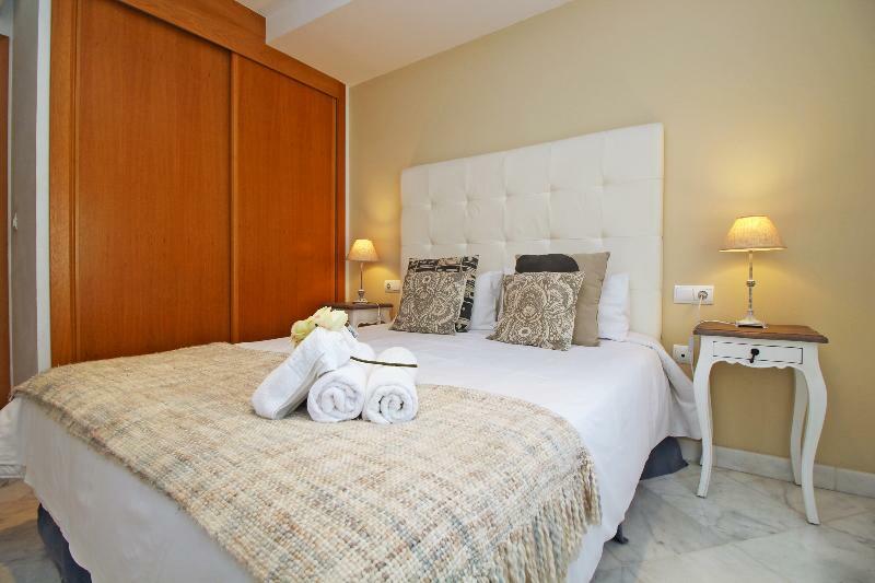 Apartment Tribuna Deluxe Malaga
