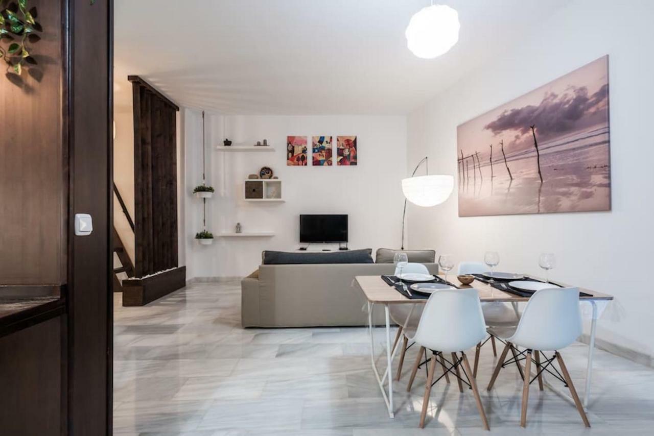 Design In The City Center Apartment *