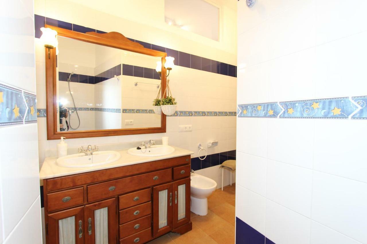 Ollerias Apartment *