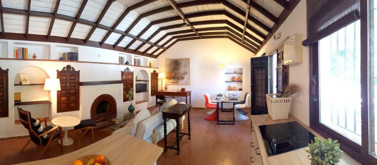 Holiday home Quiet House In