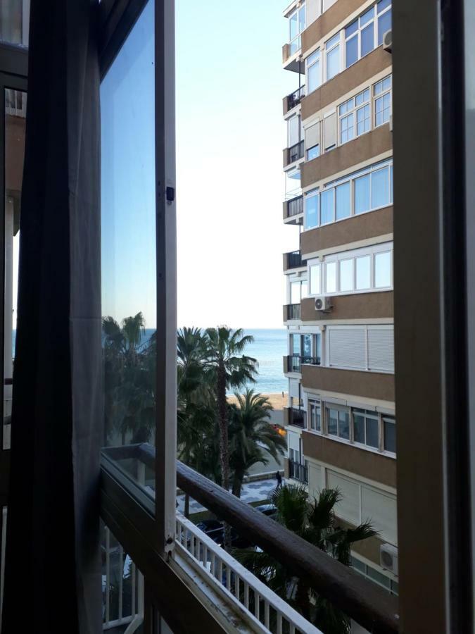 Port Apartment *