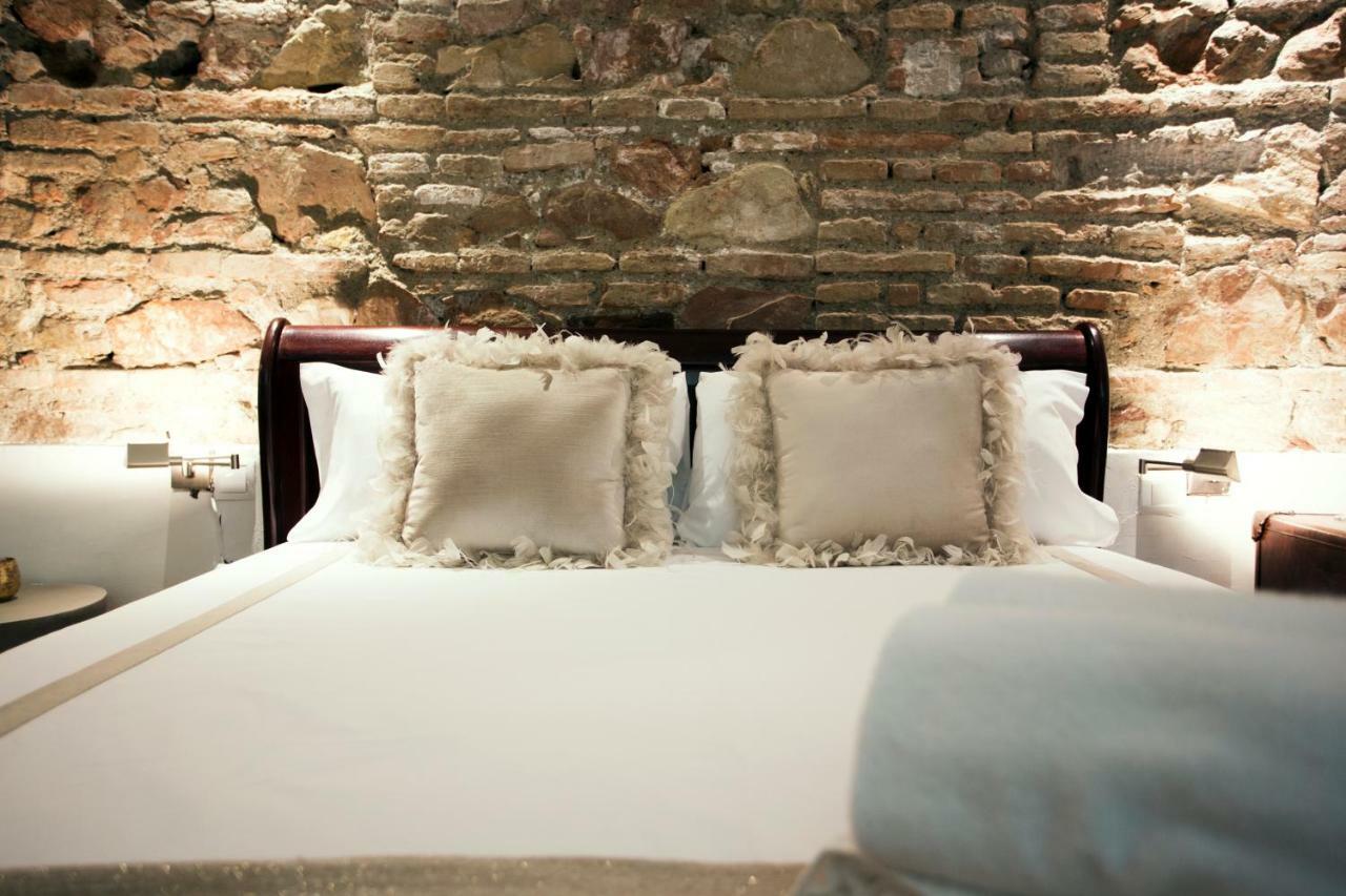 Quiet & Exclusive Historic Center Apartment *