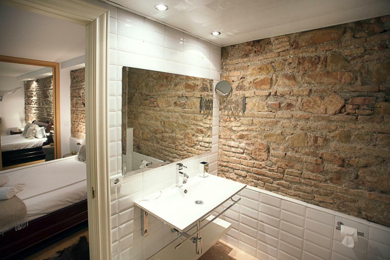 Quiet & Exclusive Historic Center Apartment *