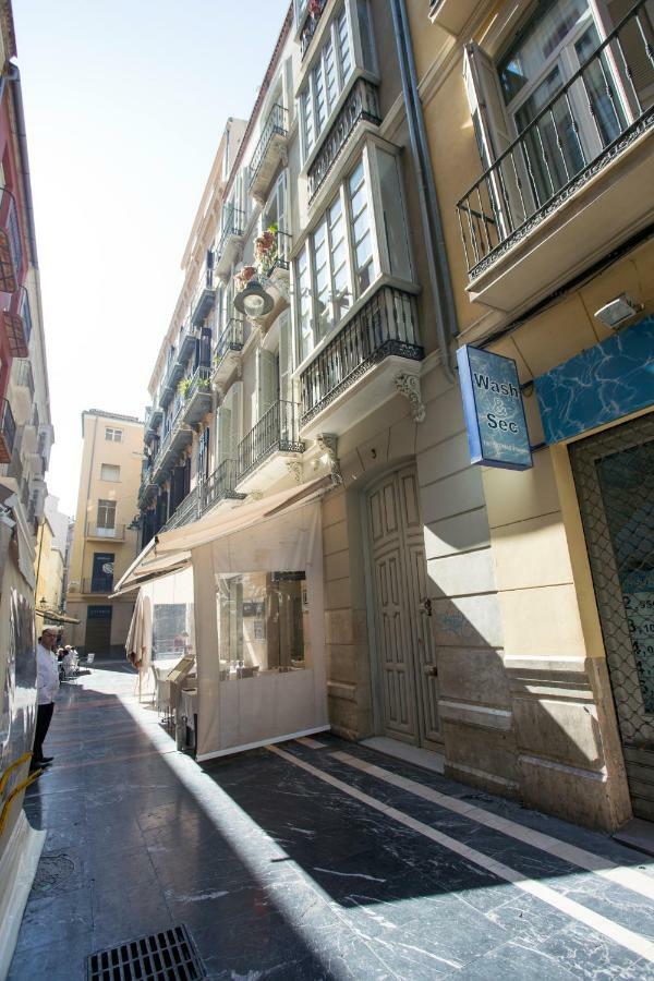 Quiet & Exclusive Historic Center Apartment *