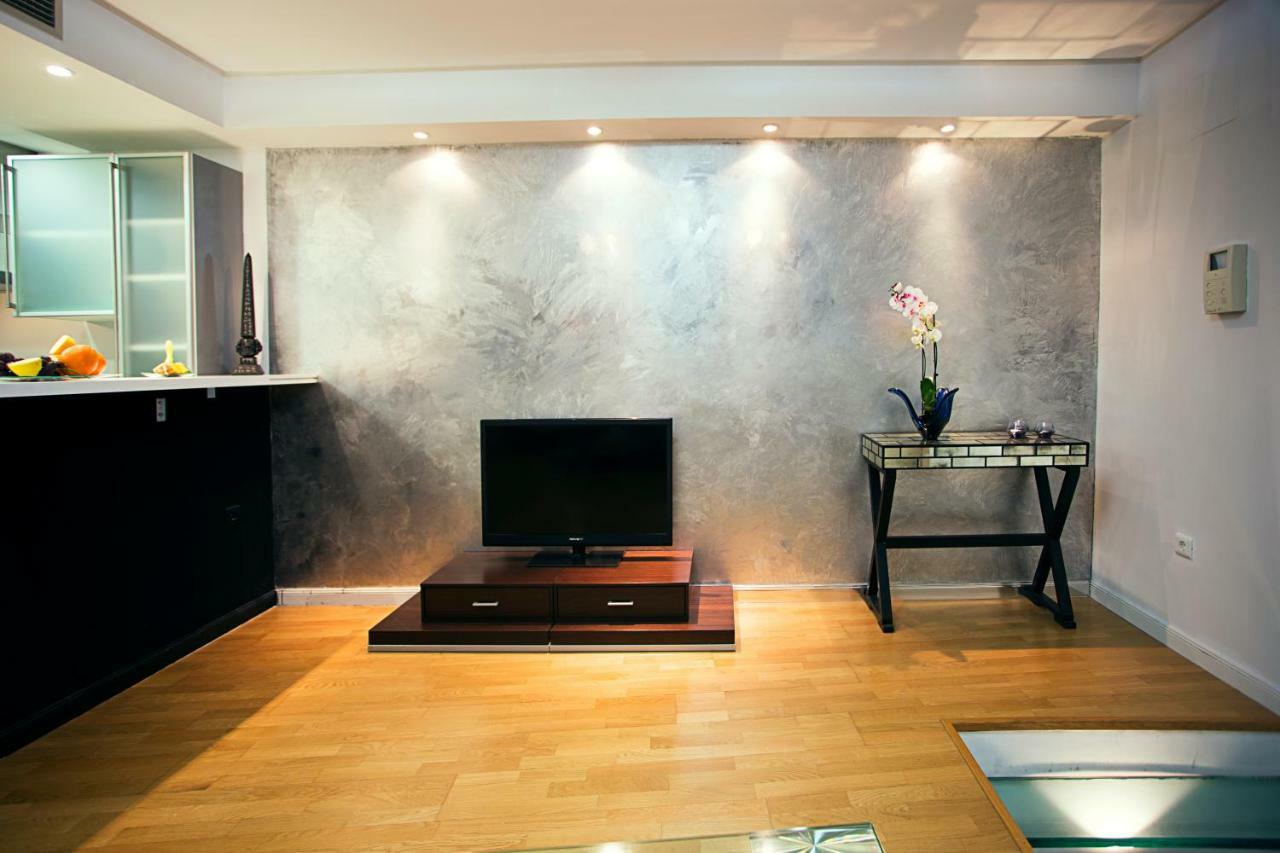 Quiet & Exclusive Historic Center Apartment *