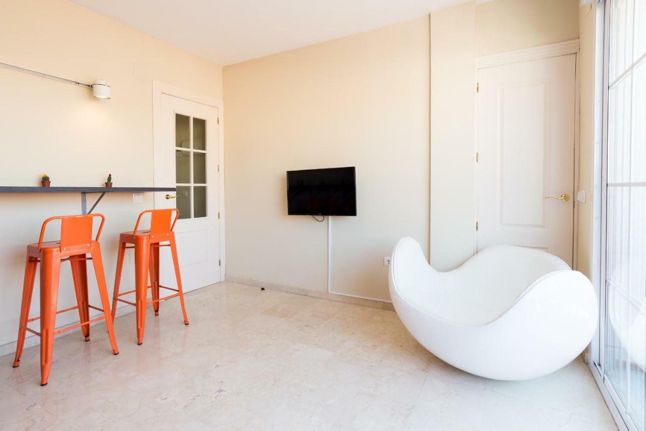 Apartment Gr3-renovated Apt Next To Old Town With Cozy Terrace