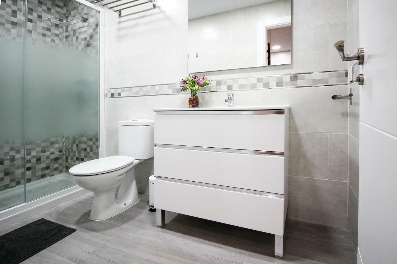 Palacios 6, Nuevo, Playa, Barrio Tranquilo, Todos Servicios, Pa