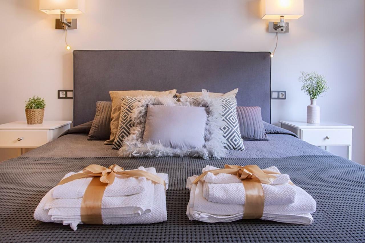 -malagasunapts- Citycentre Rooftop Pool Appartement *