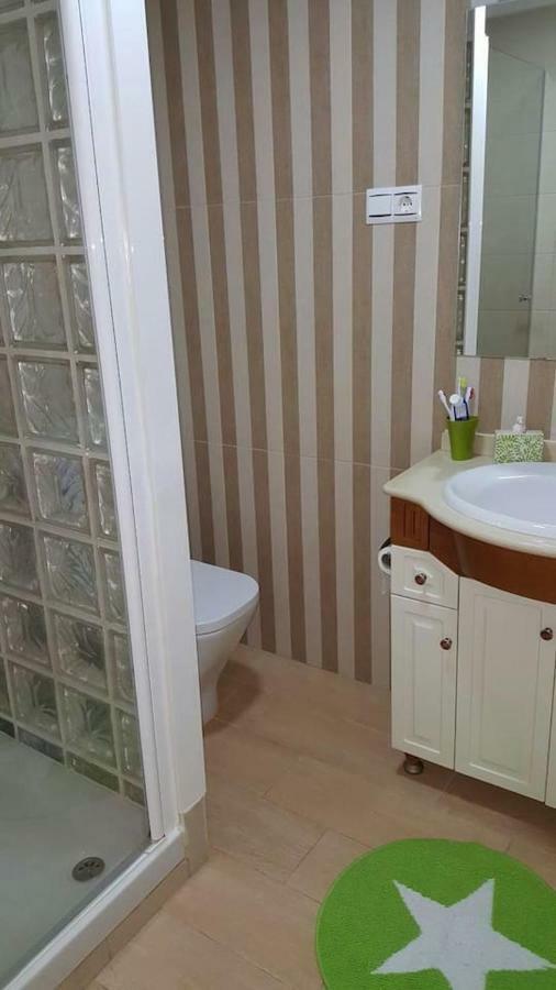 Study Near And The Beach Apartment Malaga