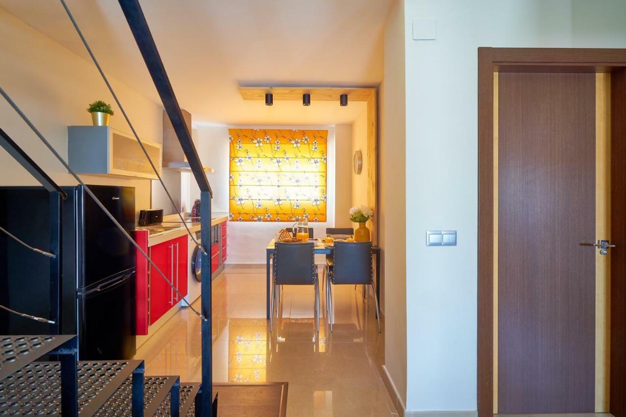 Apartment La Macarena Airport