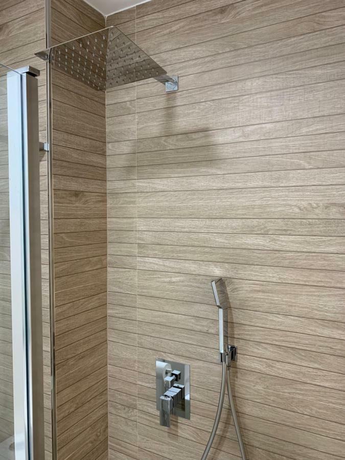 Larios Premium Malaga