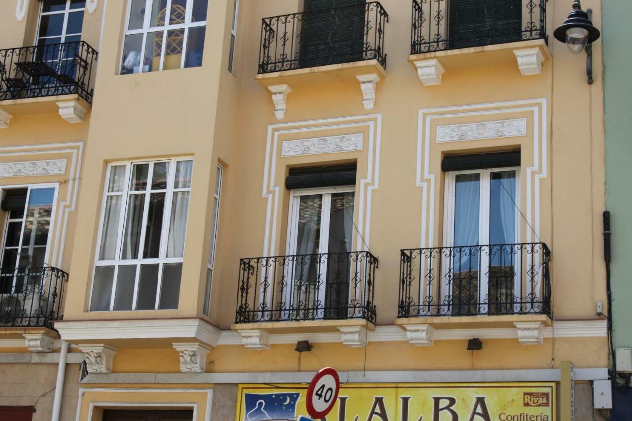 Ollerias Apartment *