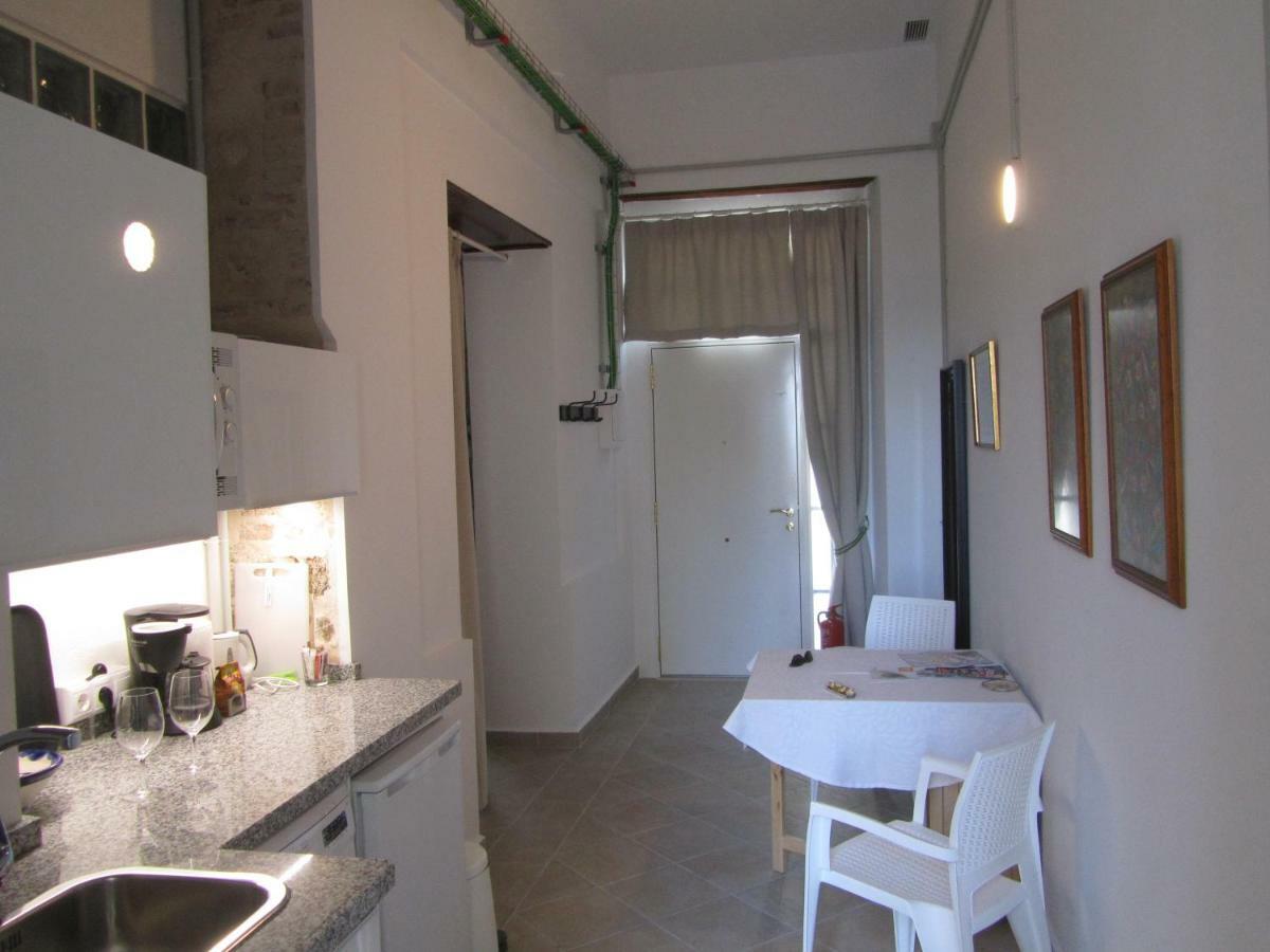 Amalia Apartment
