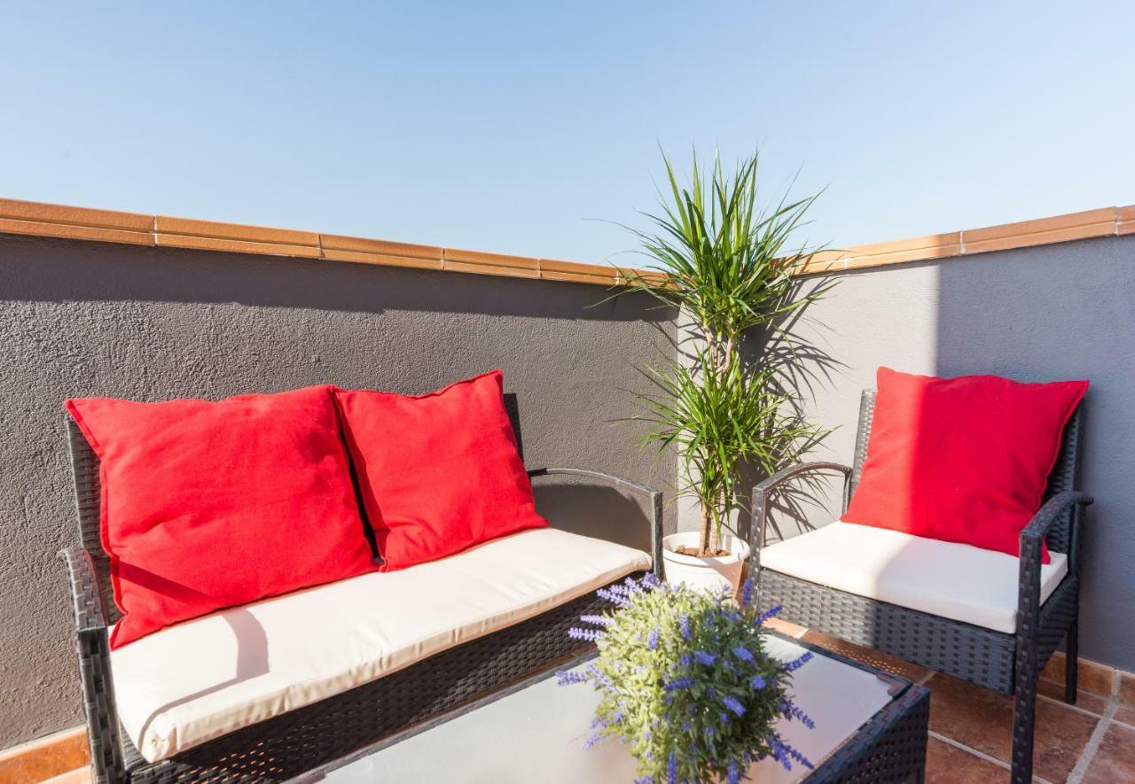 Gr3-renovated Apt Next To Old Town With Cozy Terrace * Malaga