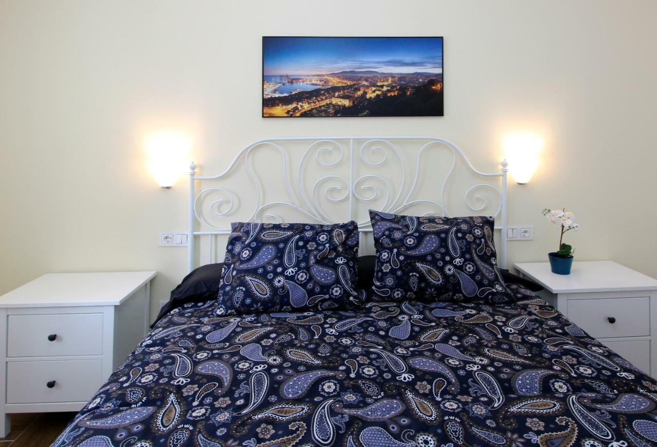 Palacios 6, Nuevo, Playa, Barrio Tranquilo, Todos Servicios, Pa Malaga