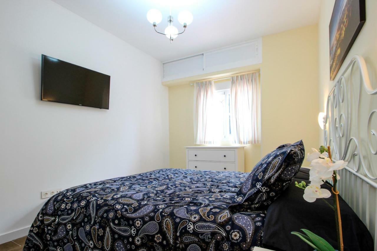 Palacios 6, Nuevo, Playa, Barrio Tranquilo, Todos Servicios, Pa Malaga