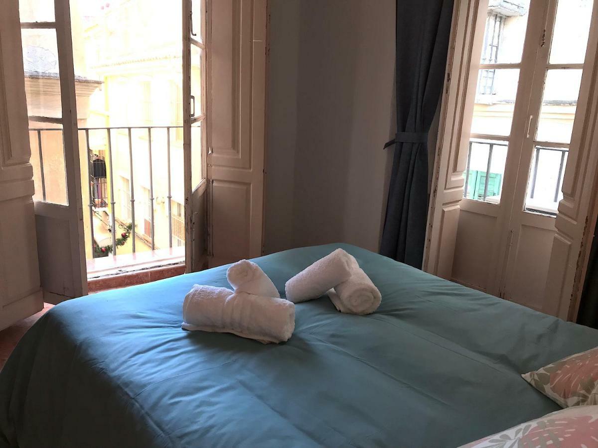 Apartamentum Ballesteros Apartment *