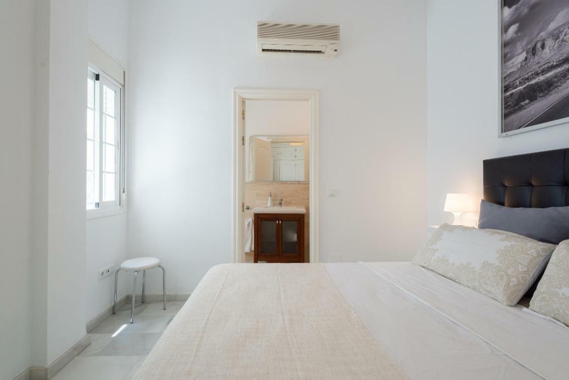 Ml1c-prime Location Marble With Patios * Malaga