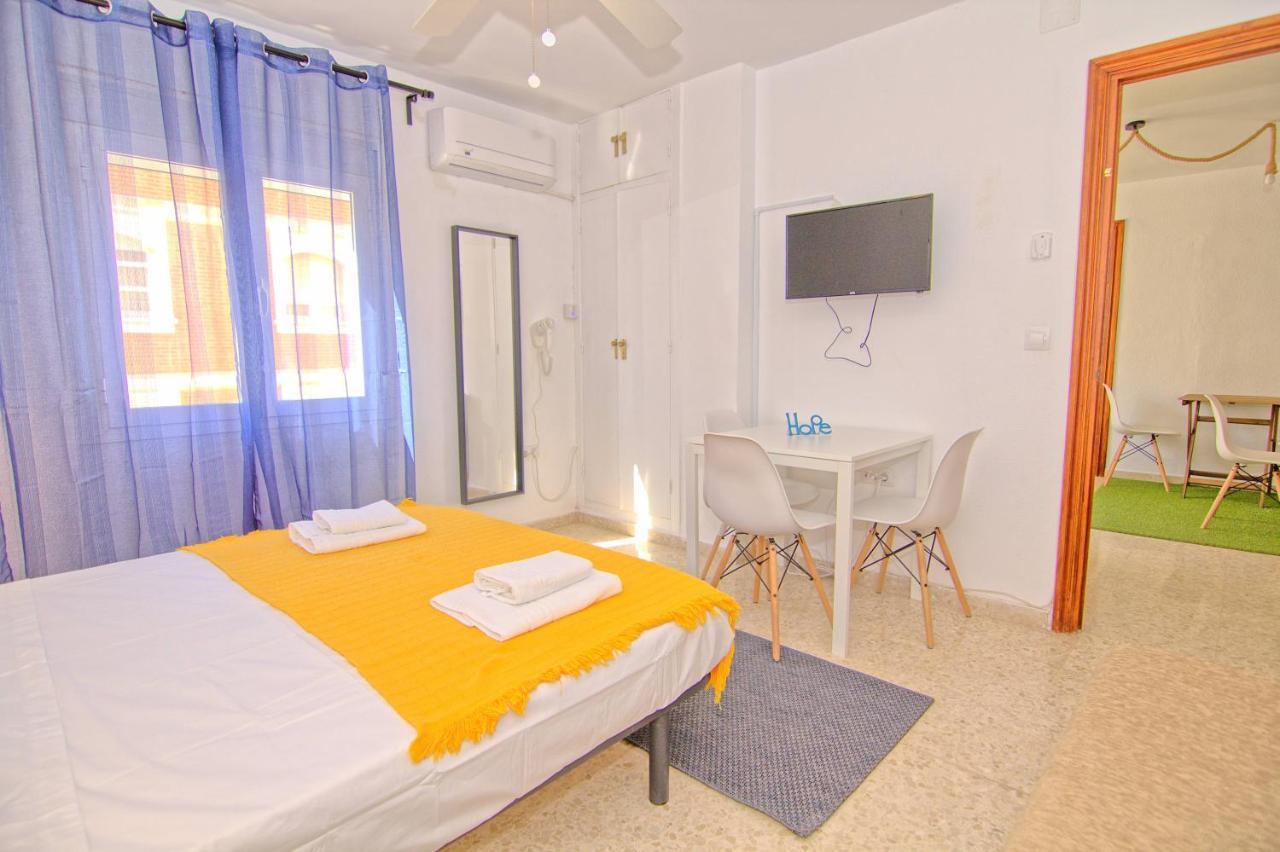 Homestay Cost River Malaga