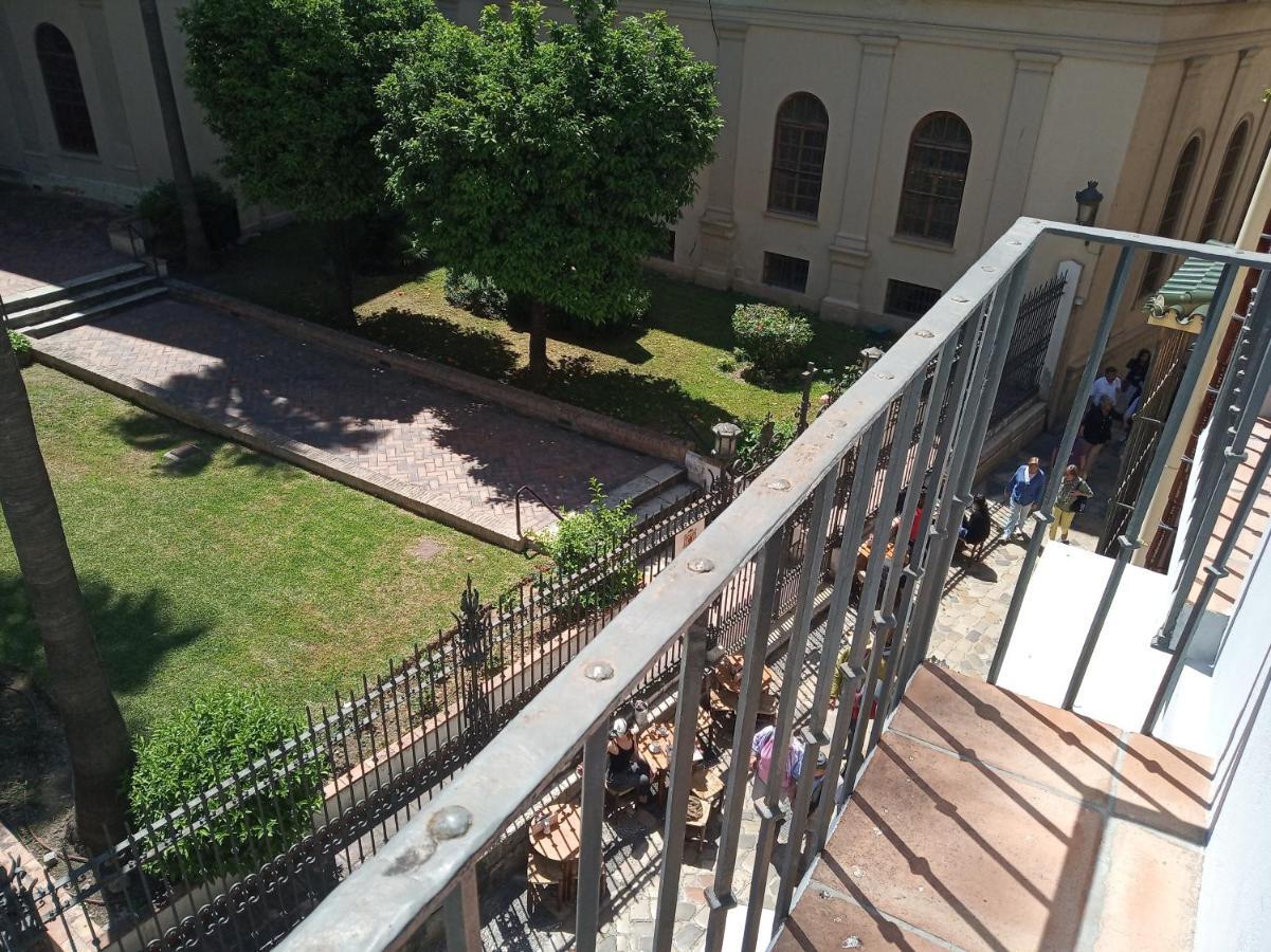 Picasso Apartment
