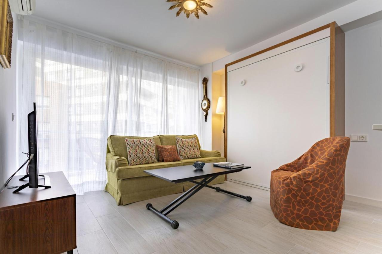 Livemalaga Modern & Vintage Malagueta Apartment
