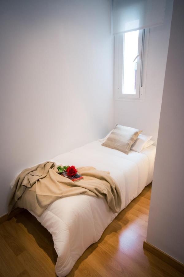 Holidays2malaga Heredia 3 Bedroom Opposite Port Apartment Málaga