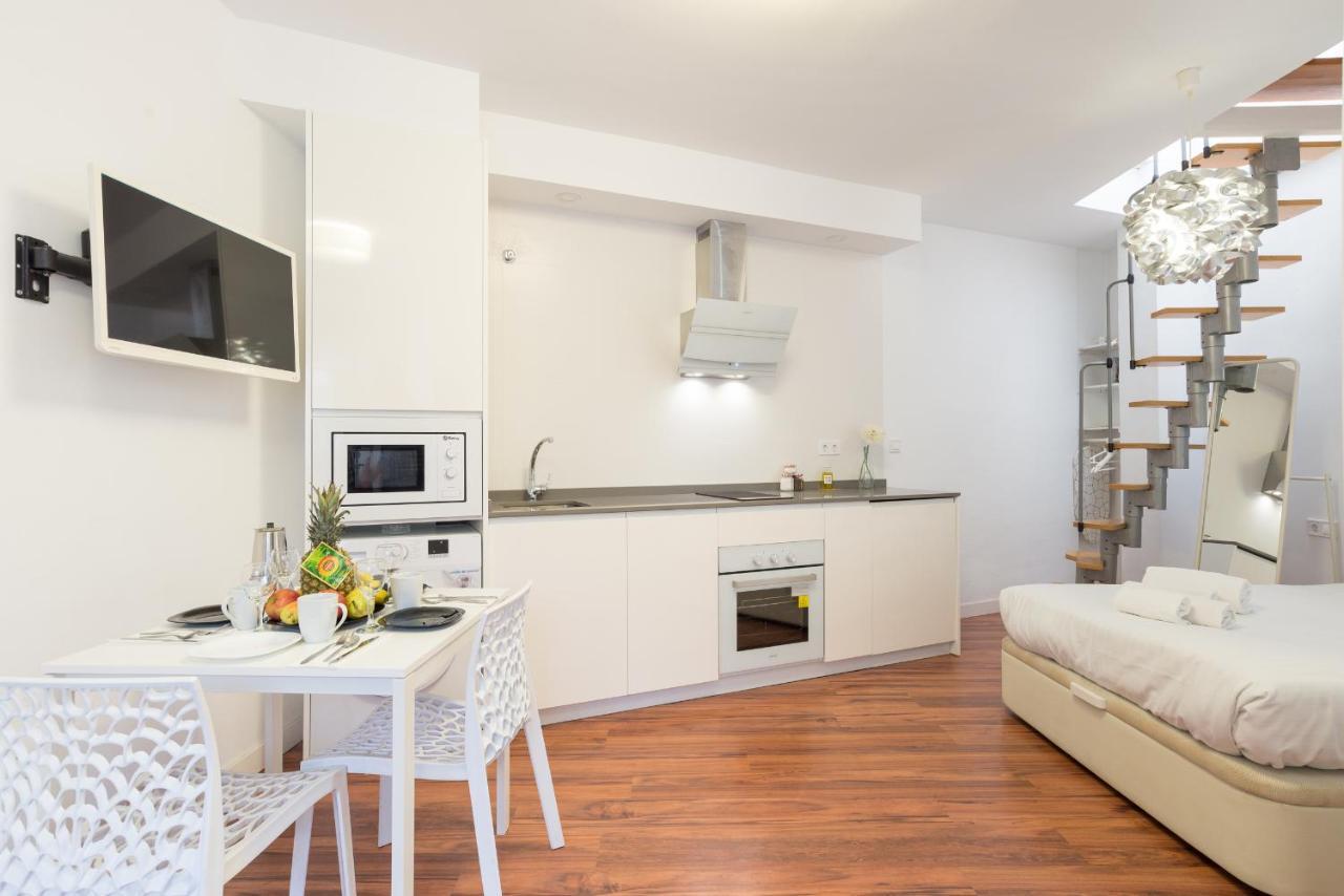 Atico Centro Historico A/c Bbq Wifi Apartment Malaga