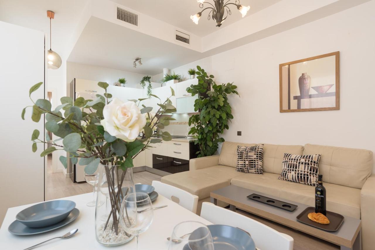 Mlg - Apartamento Trinidad Con Parking * Malaga