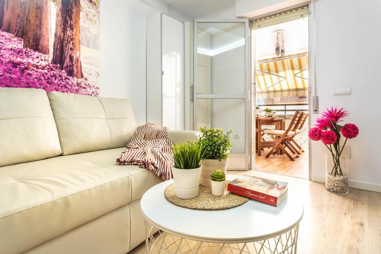 Apartment Blue & Red By Sol Maestranza