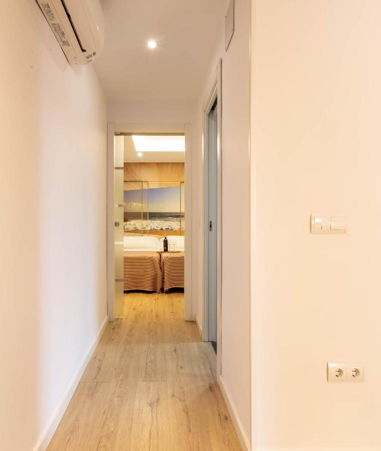 Blue & Red By Sol Maestranza Apartment Malaga