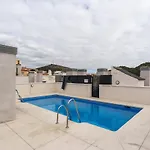 Cozy Apartament In The Heart Of Malaga With Pool