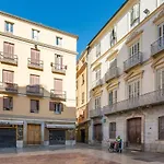 ELE Apartments Mitjana