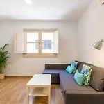 ELE Apartments Mitjana
