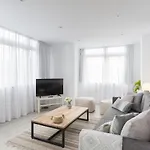 Urbe10 Angel Ganivet 2 Bedrooms Apartment