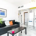 Lovely Suite With River Views And Parking
