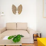 Homeabout Fresca Apartment I