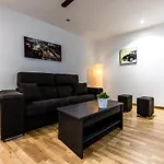 Minimalistic Apartment In The Heart Of Malaga
