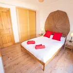 City Center Next To The Beach 2 Bedrooms Apartment