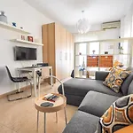 Holidays2Malaga Refino Studio High Speed Wifi