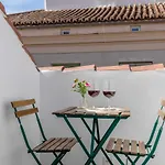 Living4Malaga Suite Flamingo Apartment