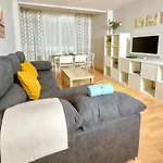 Holidays2Malaga Salitre 3 bedroom Apartment