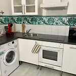 Holidays2Malaga Jinetes Junto Casco Historico & Parking