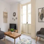 C93 - Trendy Two Bedrooms In Ollerias