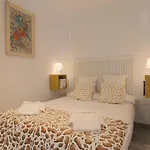 Seaside 2 Bedrooms By the Center