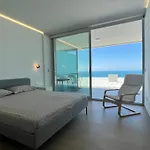 Med1 2Bedroom Seaview Higueron