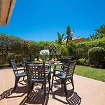 Spacious Perfectly Maintained House With Private Garden And Communal Pool In Riviera Del Sol